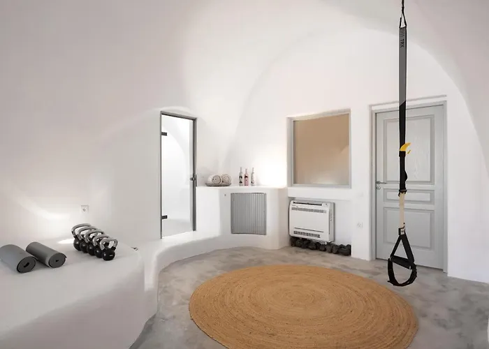 Yposkafon Concept Two-bedroom With Private Jacuzzi And Hamam アパート メガロホリ