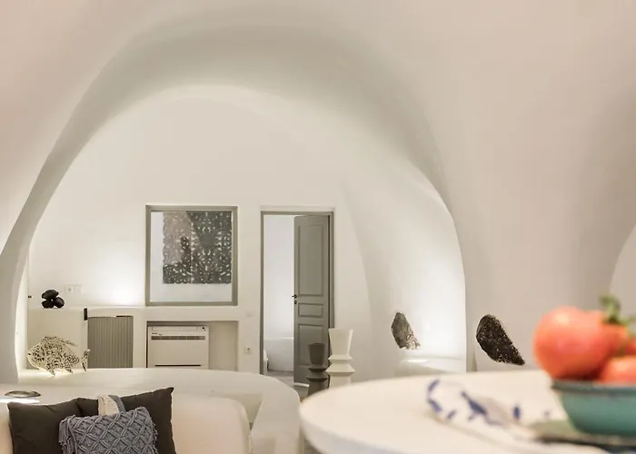 Yposkafon Concept Two-bedroom With Private Jacuzzi And Hamam メガロホリ