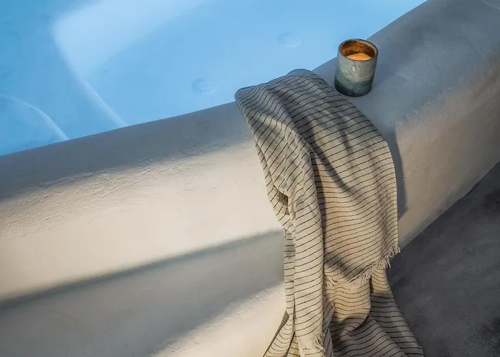 Yposkafon Concept Two-bedroom With Private Jacuzzi And Hamam メガロホリ