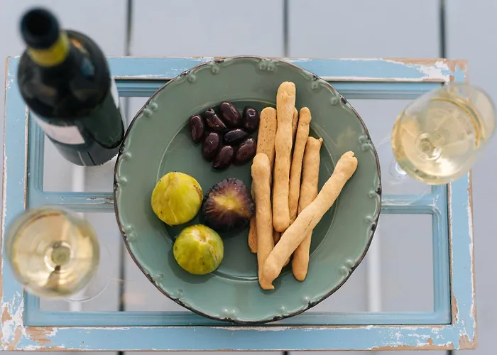 Yposkafon Concept Two-bedroom With Private Jacuzzi And Hamam アパート メガロホリ