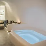 Yposkafon Concept Two-bedroom With Private Jacuzzi And Hamam *