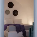 アパート Yposkafon Concept Two-bedroom With Private Jacuzzi And Hamam メガロホリ