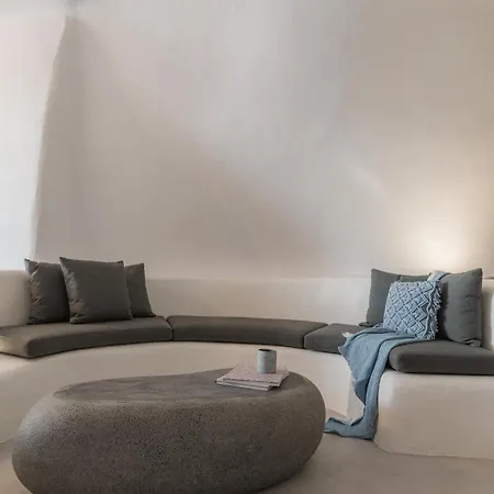 Yposkafon Concept Two-bedroom With Private Jacuzzi And Hamam Apartment
