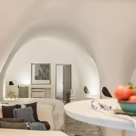 Yposkafon Concept Two-bedroom With Private Jacuzzi And Hamam Megalochori (Santorini)