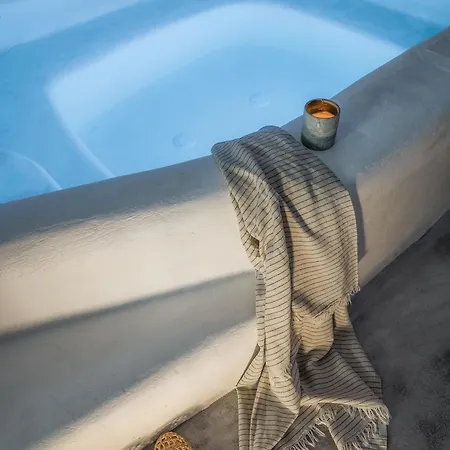 Yposkafon Concept Two-bedroom With Private Jacuzzi And Hamam Megalochori (Santorini)