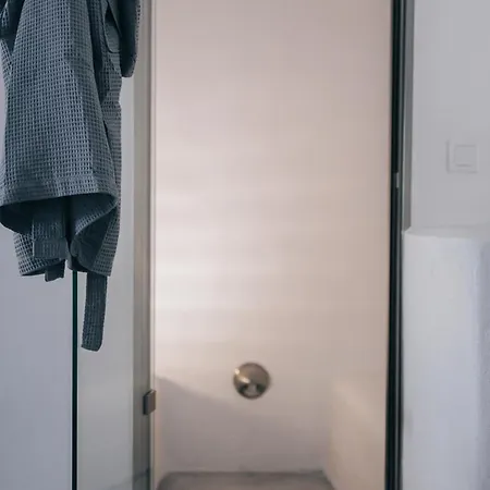 Yposkafon Concept Two-bedroom With Private Jacuzzi And Hamam Apartment Megalochori (Santorini)