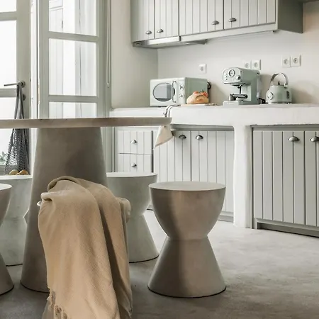 Yposkafon Concept Two-bedroom With Private Jacuzzi And Hamam Apartment *