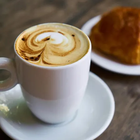 Apartment Yposkafon Concept Two-bedroom With Private Jacuzzi And Hamam