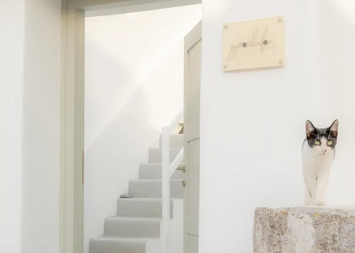 Yposkafon Concept Two-bedroom With Private Jacuzzi And Hamam Megalochori (Santorini)